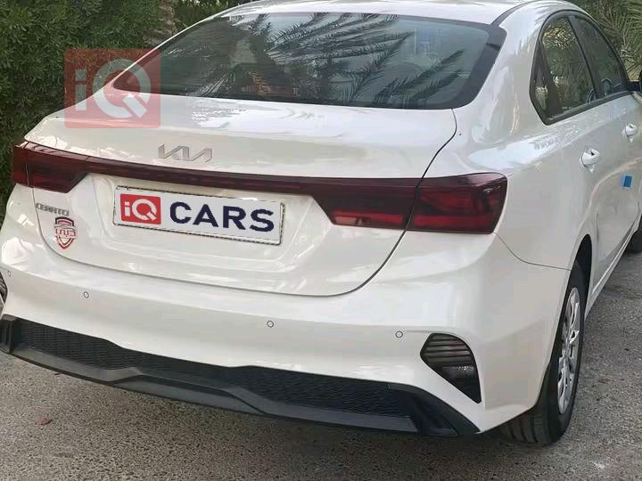 كيا سيراتو
